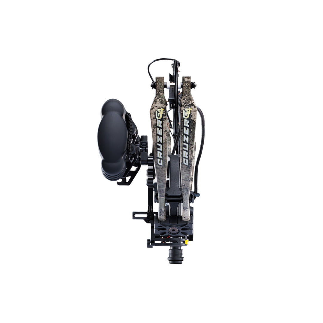 Bear Cruzer G4 Compound Bow Ready-To-Hunt Kit - Right Hand Draw Weight-10-70LBS / Camo/Black