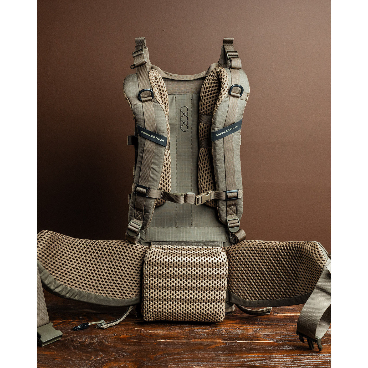 実物　EBERLESTOCK Eberlestock Mod Frame & Vapor 2500 Complete Backpack – Venture Hunting