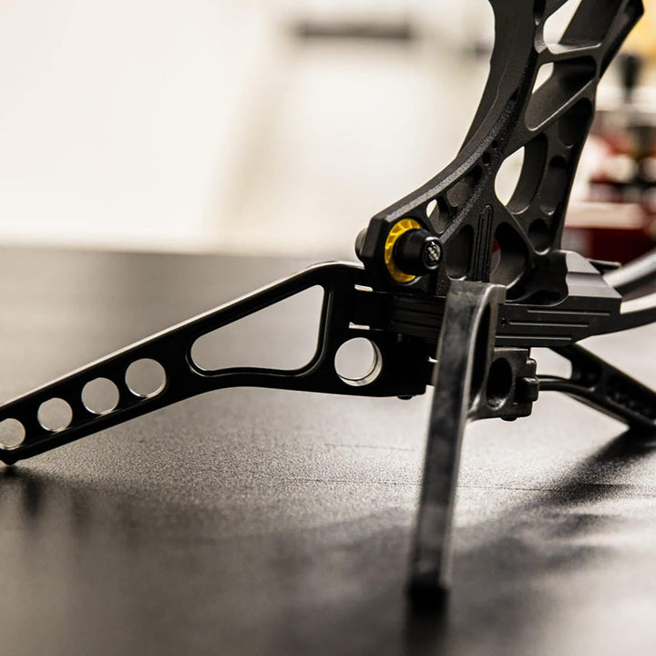 Mathews Engage Slim Legs Bow Stand