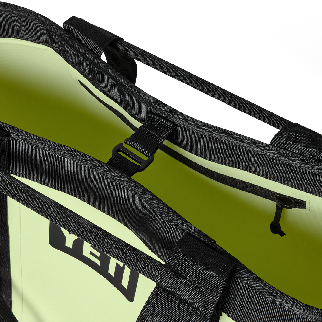 YETI Camino 35 Carryall - Limited Edition - Grasshopper