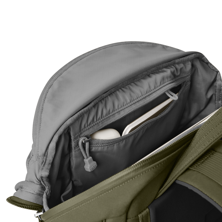 YETI Crossroads 22L Backpack - Alpine Brown