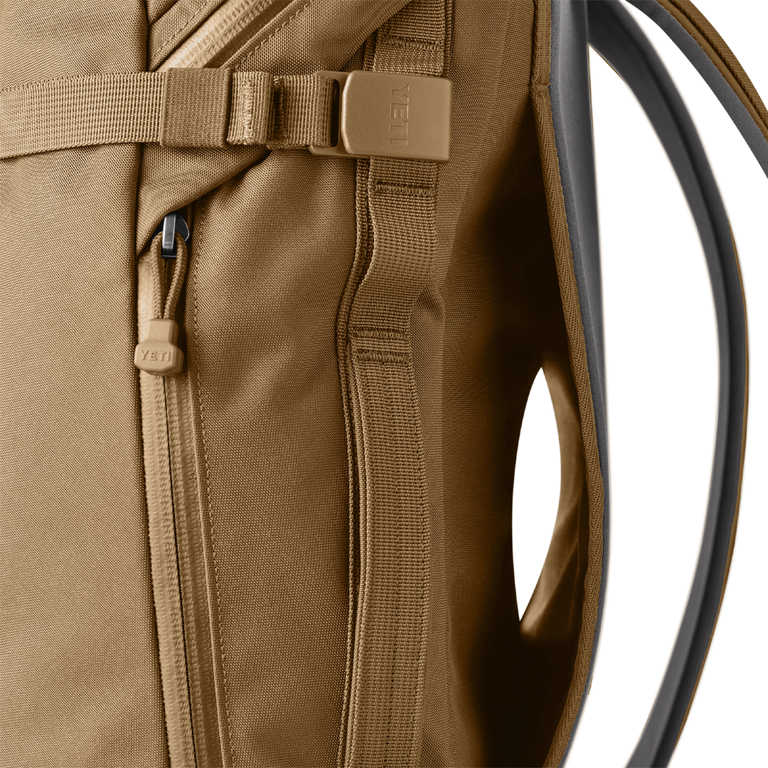 YETI Crossroads 22L Backpack - Alpine Brown