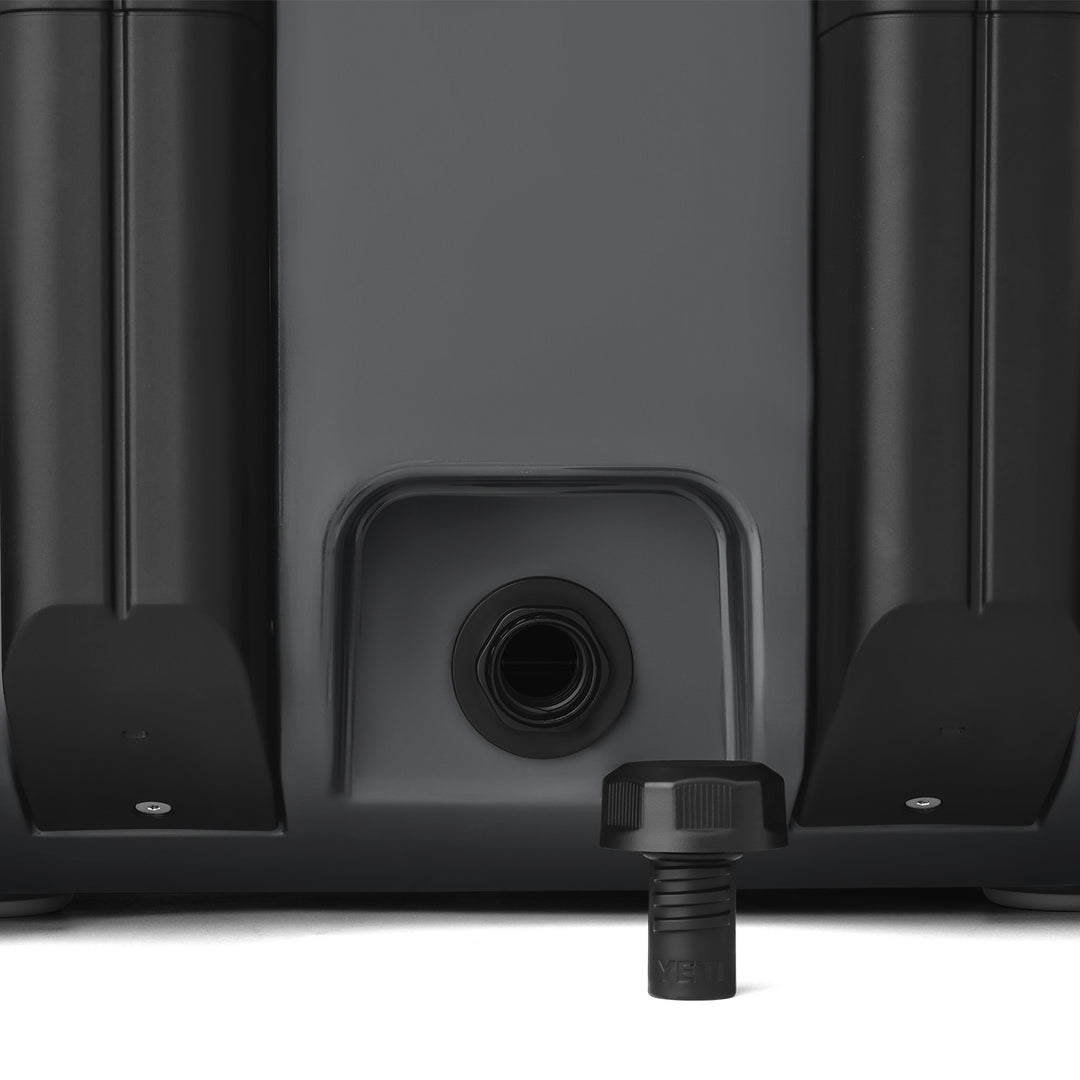 YETI Roadie 32 Wheeled Hard Cooler - Charcoal