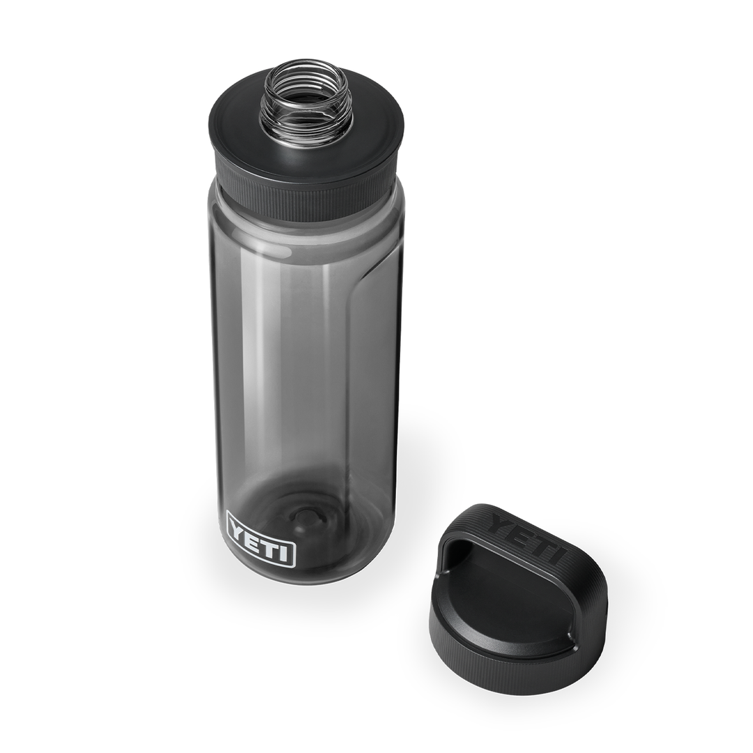 YETI Yonder 750ml Water Bottle with Yonder Chug Cap - Charcoal